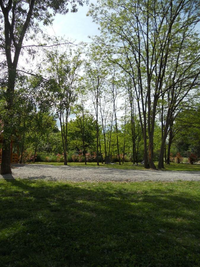 Le Chalet Bois De Celio Coux Zewnętrze zdjęcie